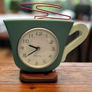 Vintage Kitchen King Retro 1980’s Working Clock Battery Operated